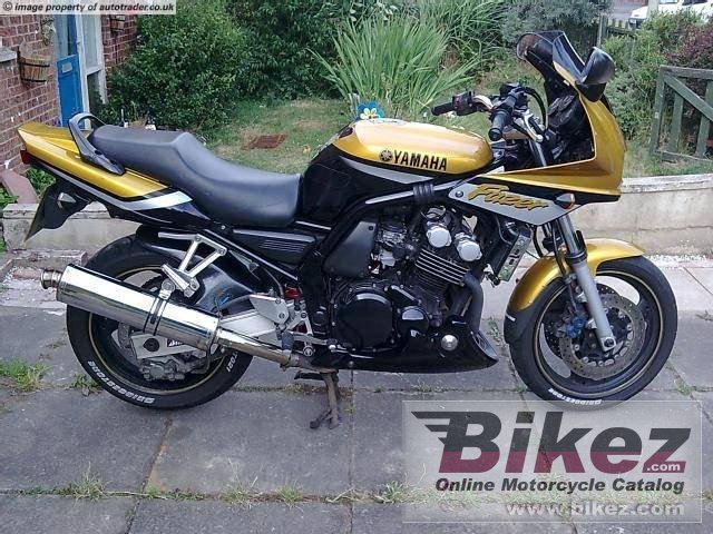 Yamaha FZS 600 Fazer