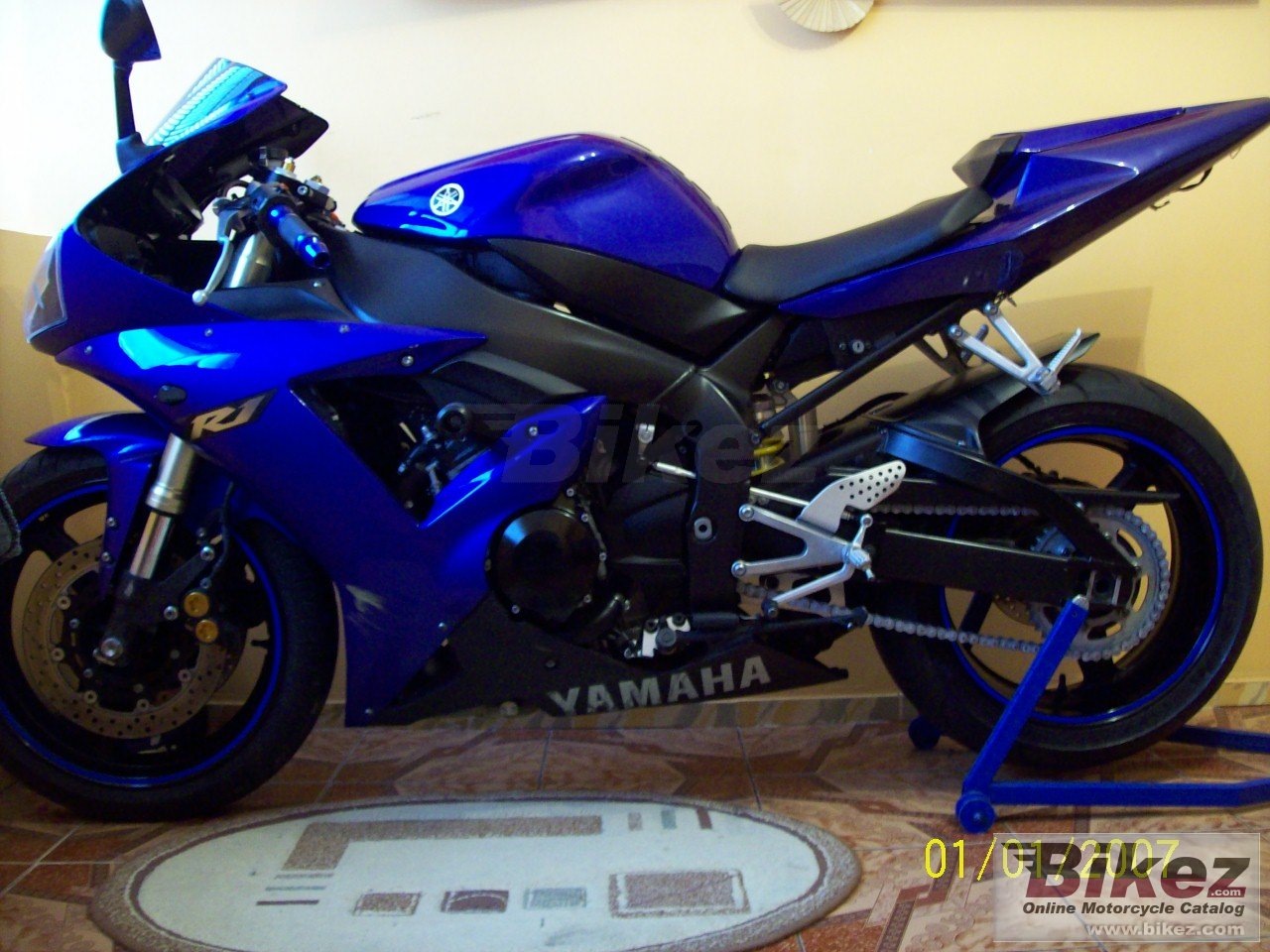 Yamaha YZF-R1