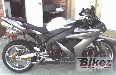 2004 Yamaha YZF-R1