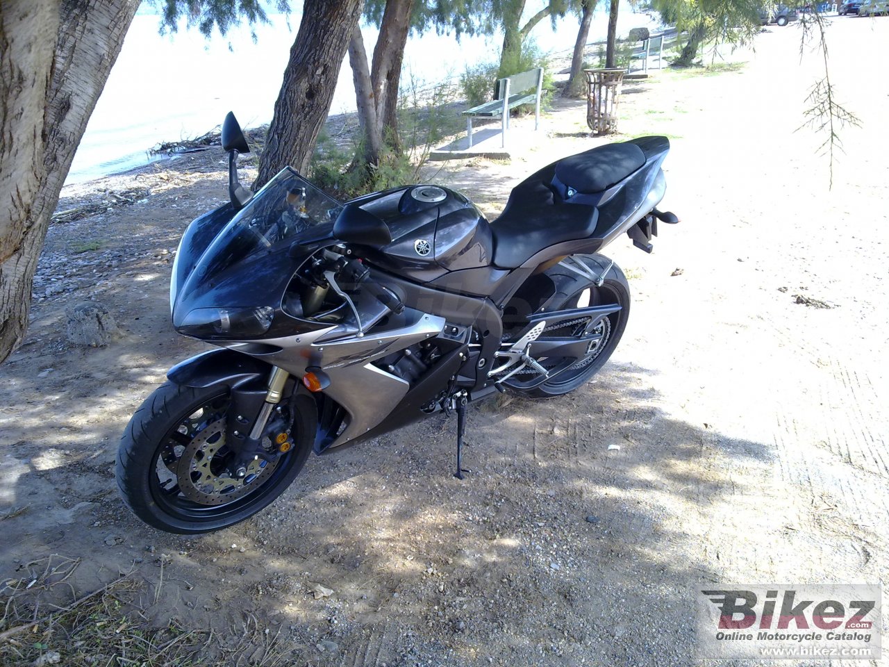 Yamaha YZF-R1