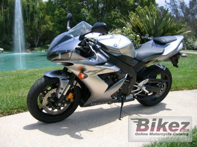 2004 Yamaha YZF-R1