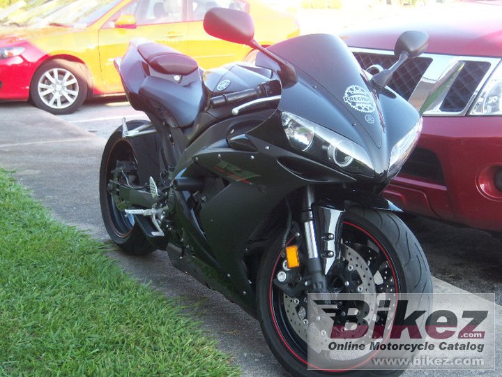 Yamaha YZF-R1