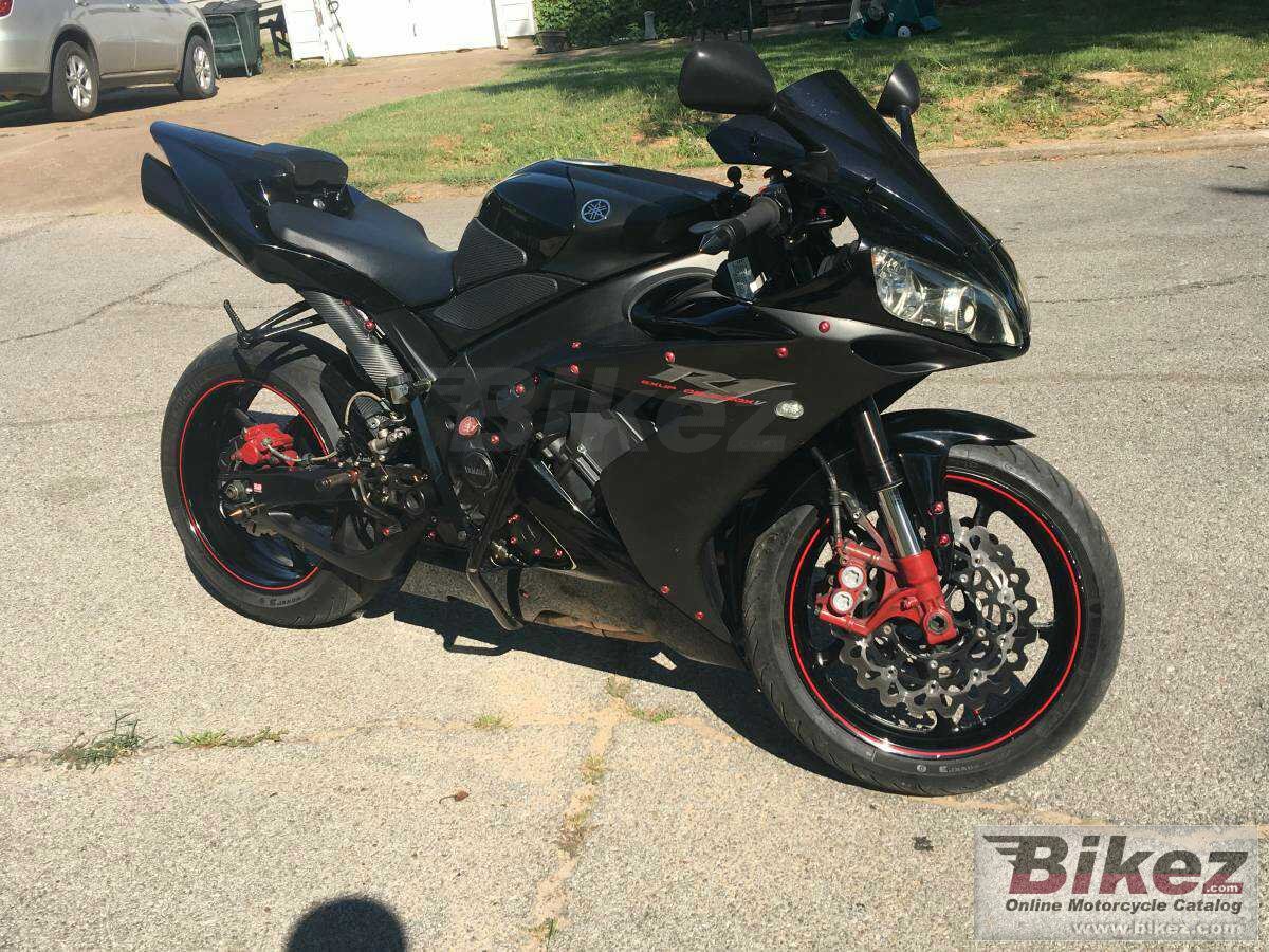 Yamaha YZF-R1