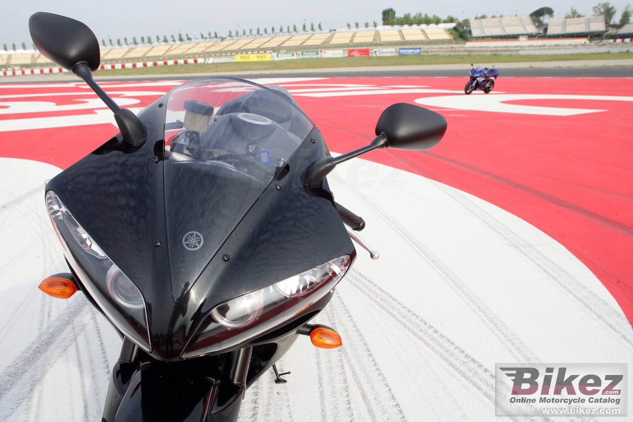 Yamaha YZF-R1