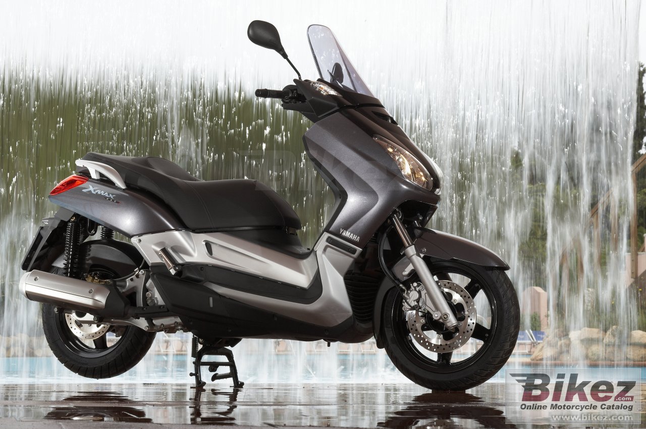 Yamaha X-Max 250