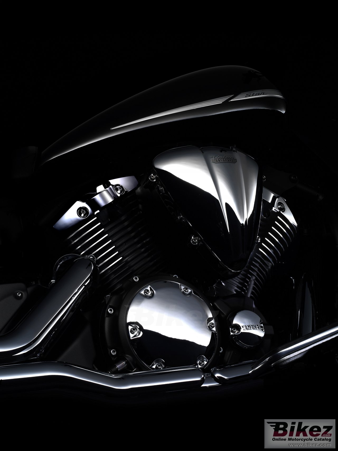 Yamaha XVS 1300 A Midnight Star
