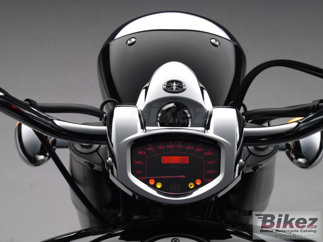 Yamaha XVS 1300 A Midnight Star