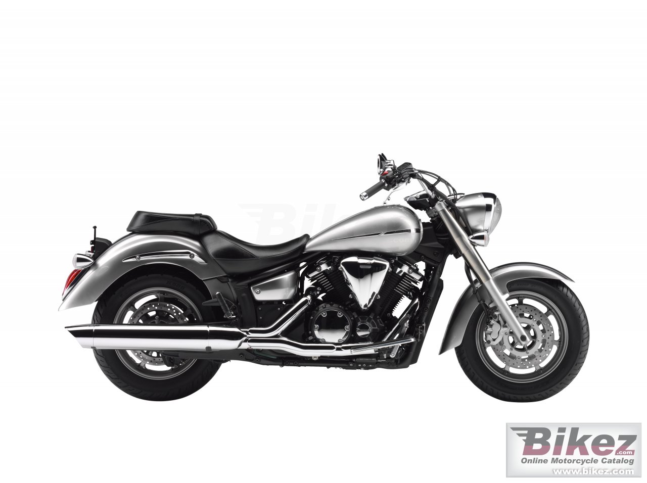 Yamaha XVS 1300 A Midnight Star