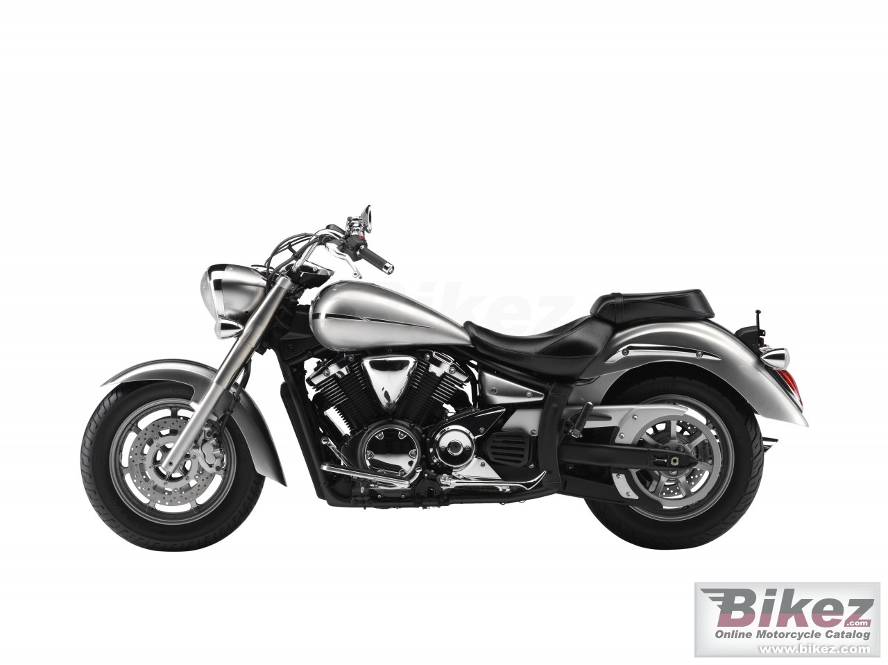 Yamaha XVS 1300 A Midnight Star