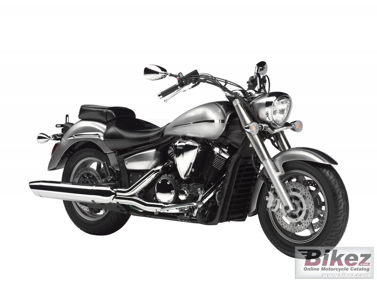 Yamaha XVS 1300 A Midnight Star