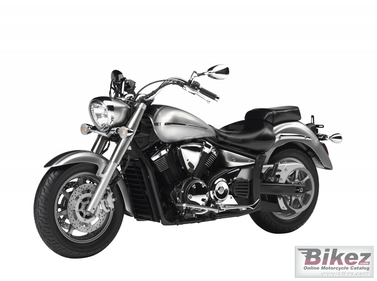Yamaha XVS 1300 A Midnight Star