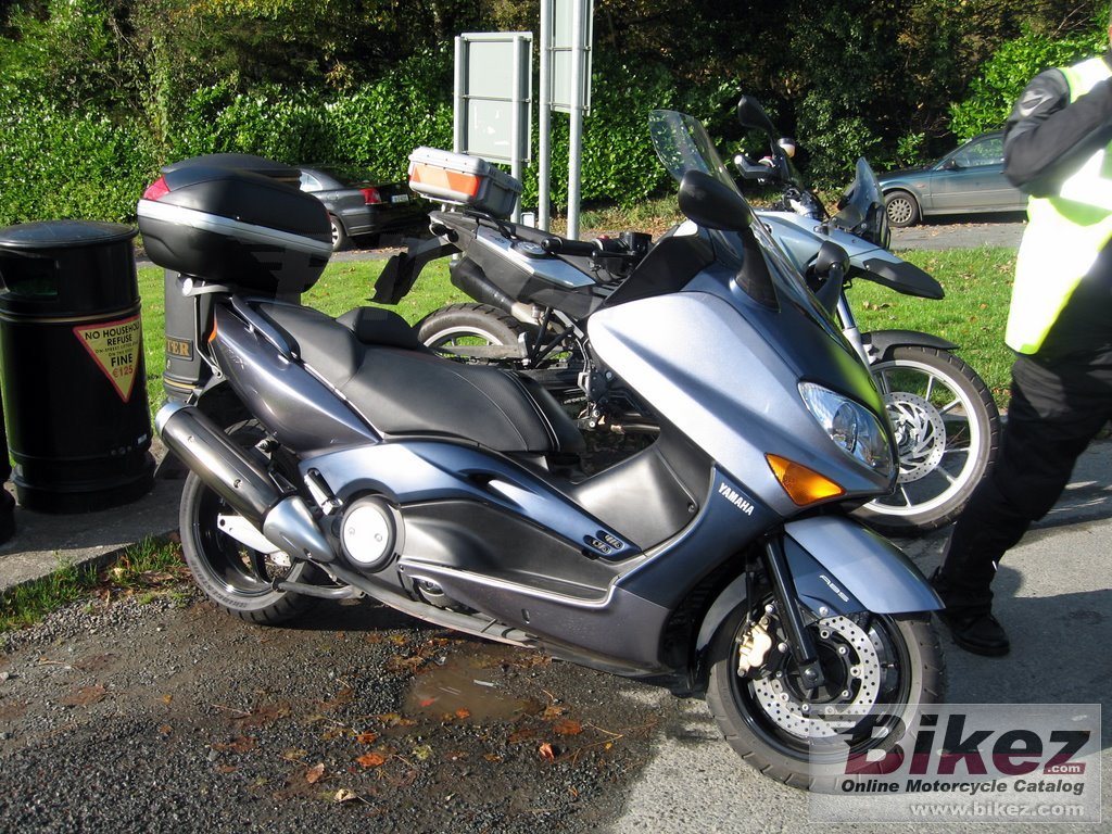 Yamaha TMax