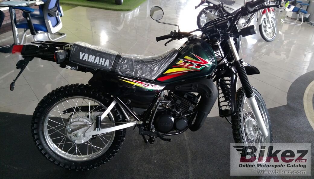 Yamaha AG 100