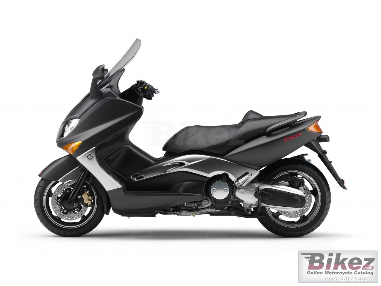 Yamaha Black Max ABS