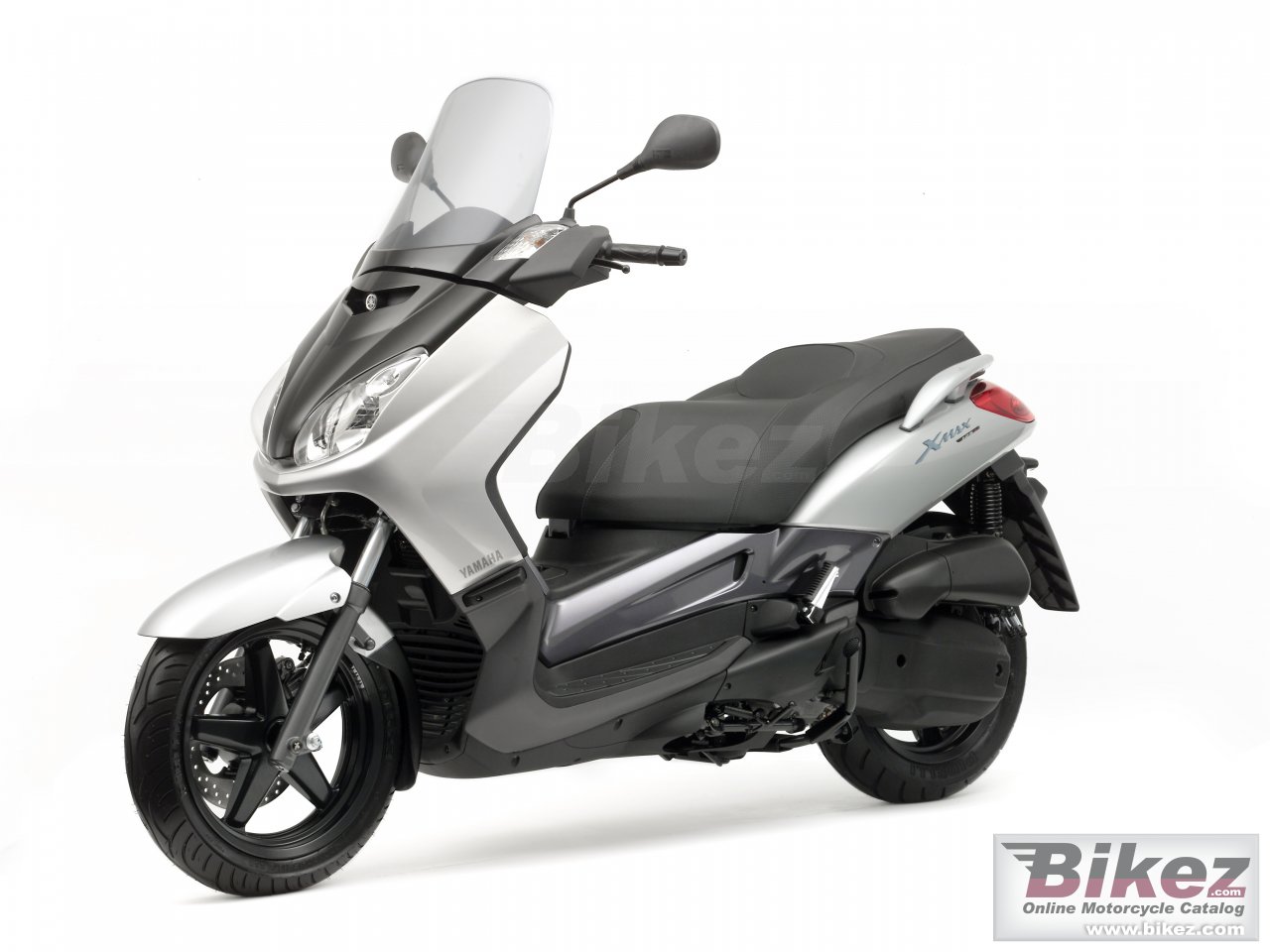 Yamaha X-Max 125