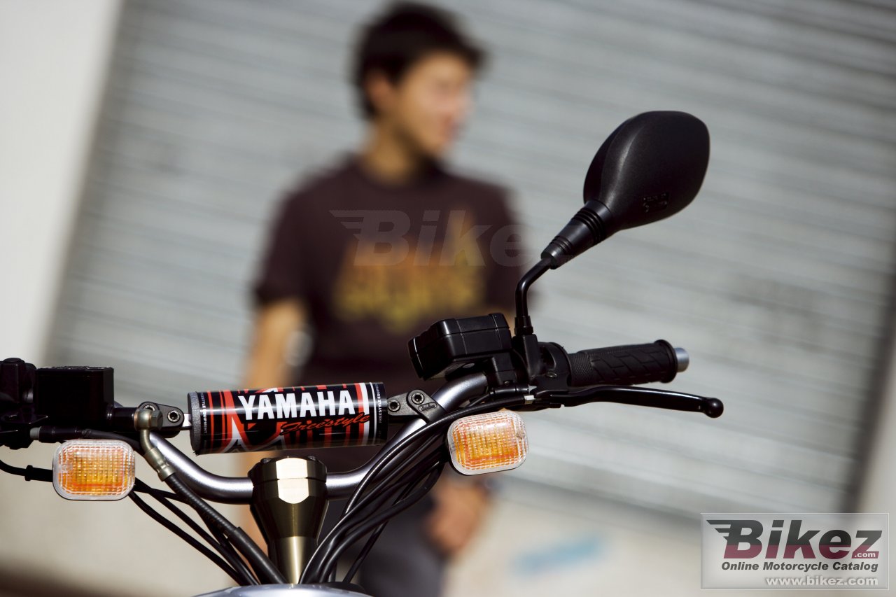 Yamaha BWs Naked