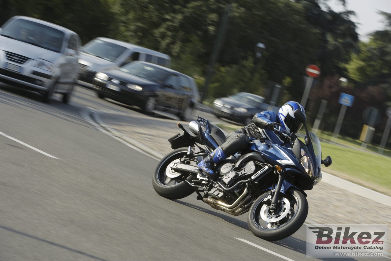 Yamaha FZ6 Fazer S2