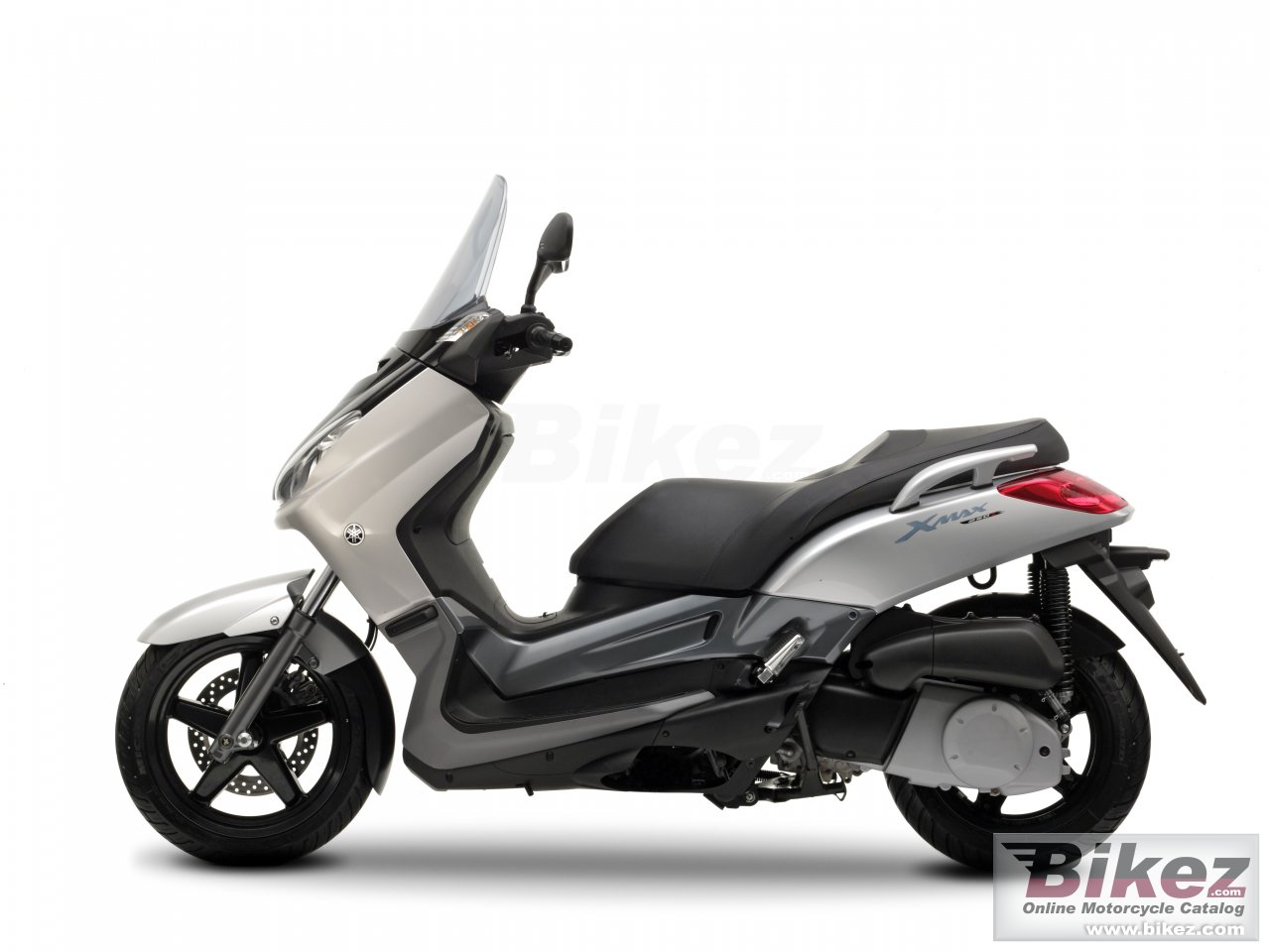 Yamaha X-Max 250