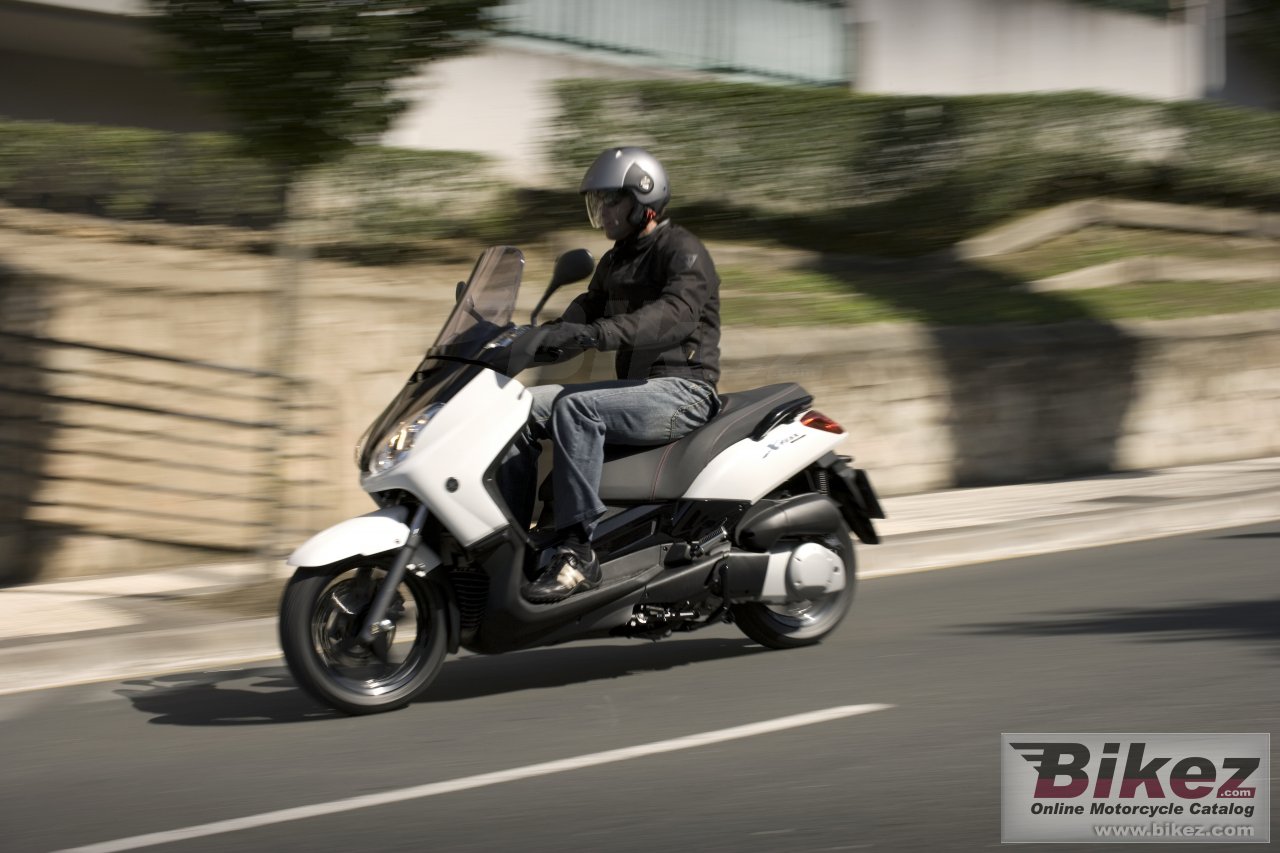 Yamaha X-Max 250