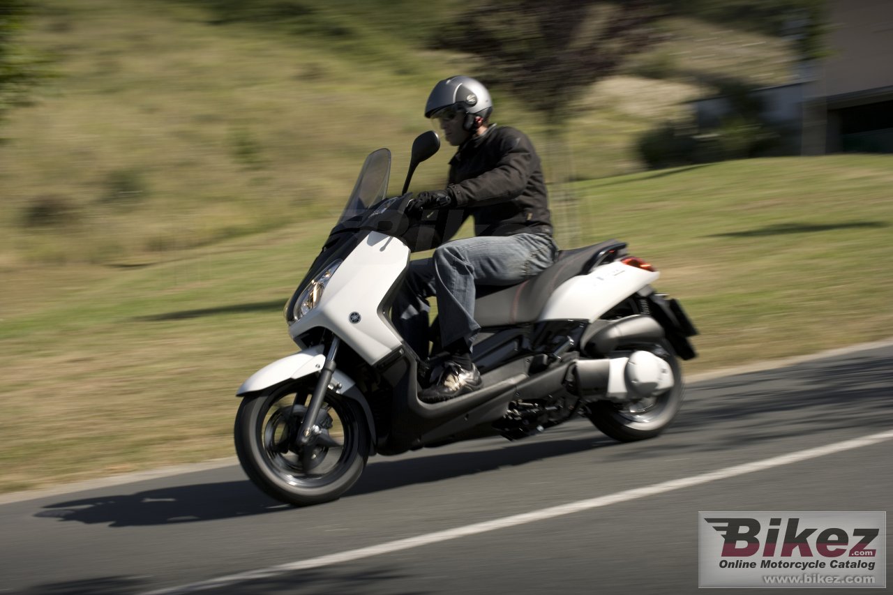 Yamaha X-Max 250