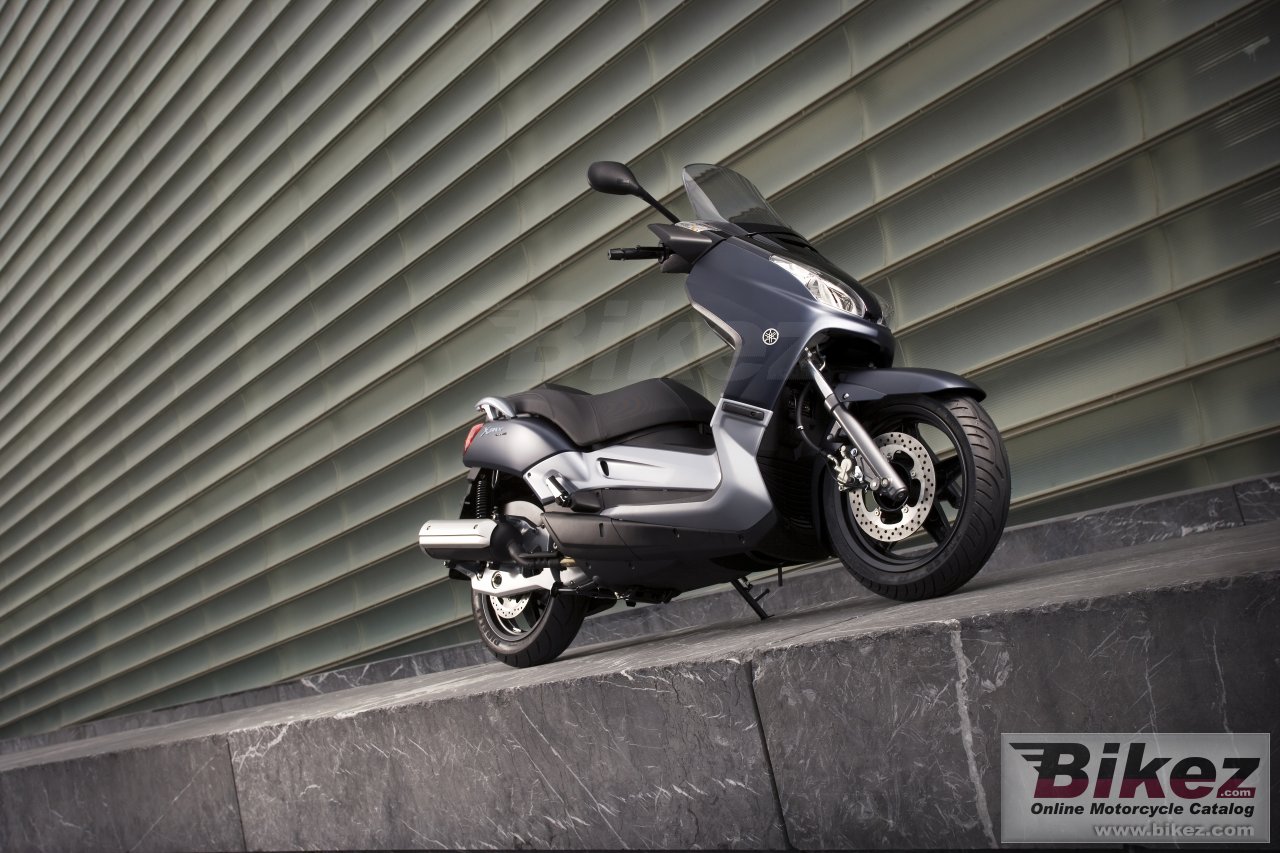 Yamaha X-Max 125