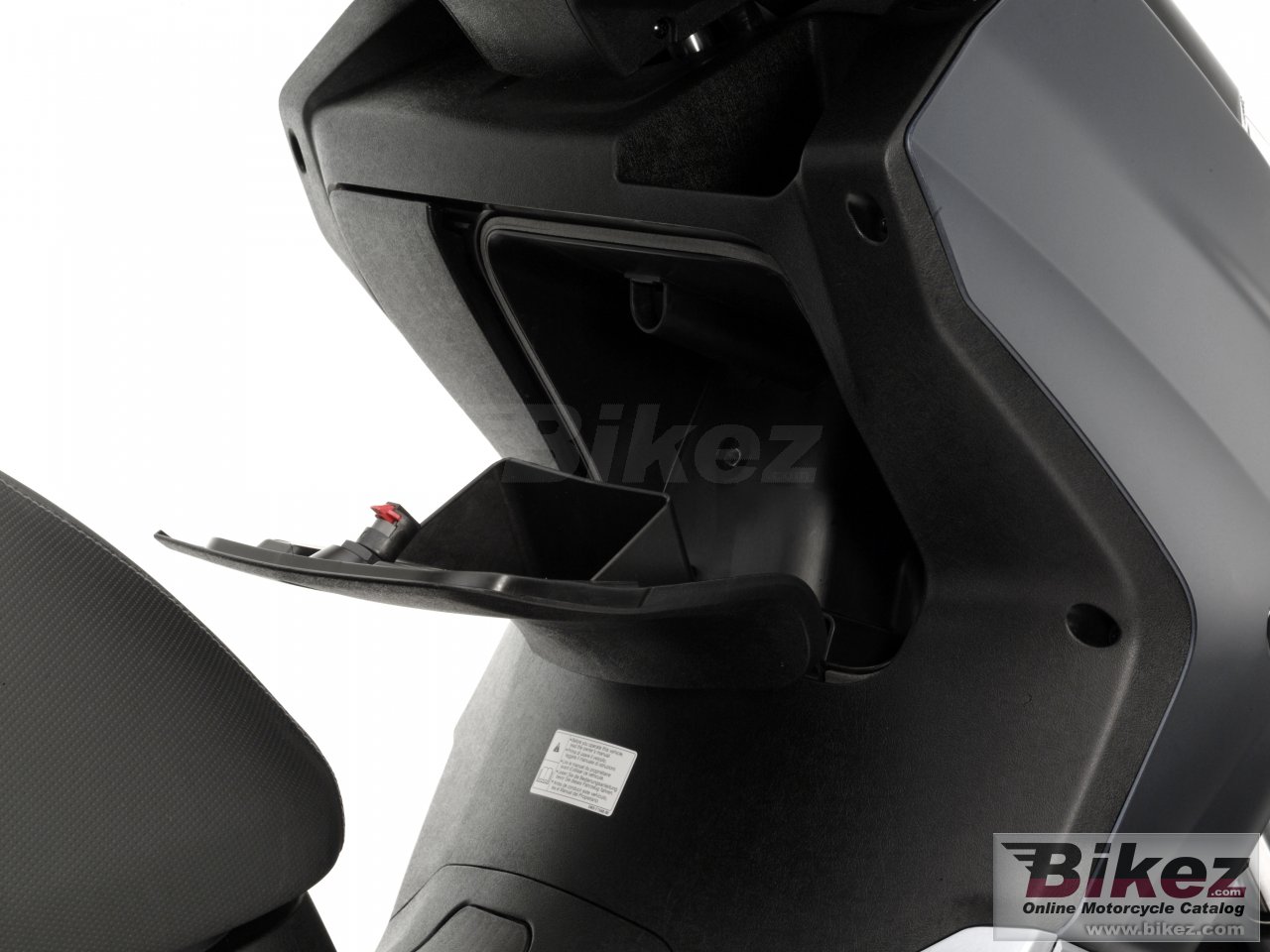 Yamaha X-Max 125