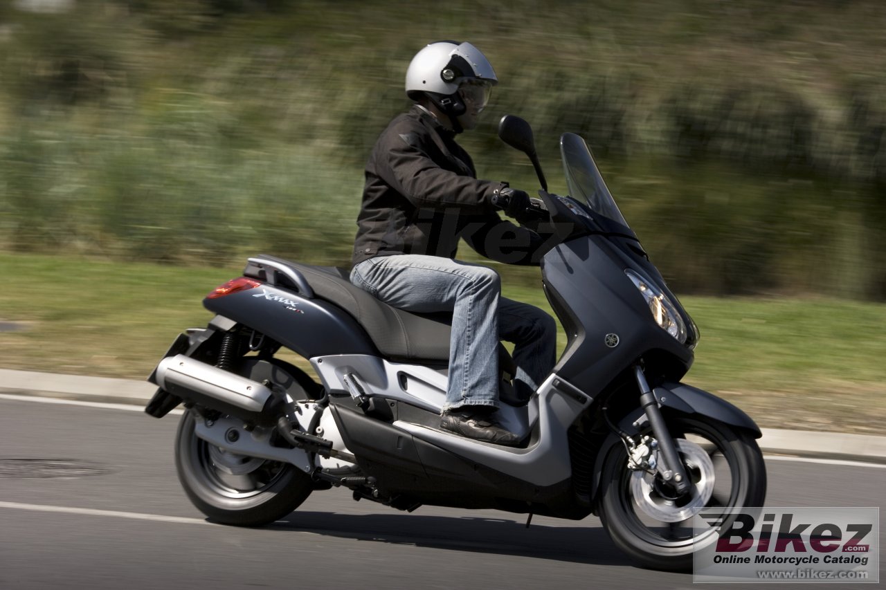 Yamaha X-Max 125