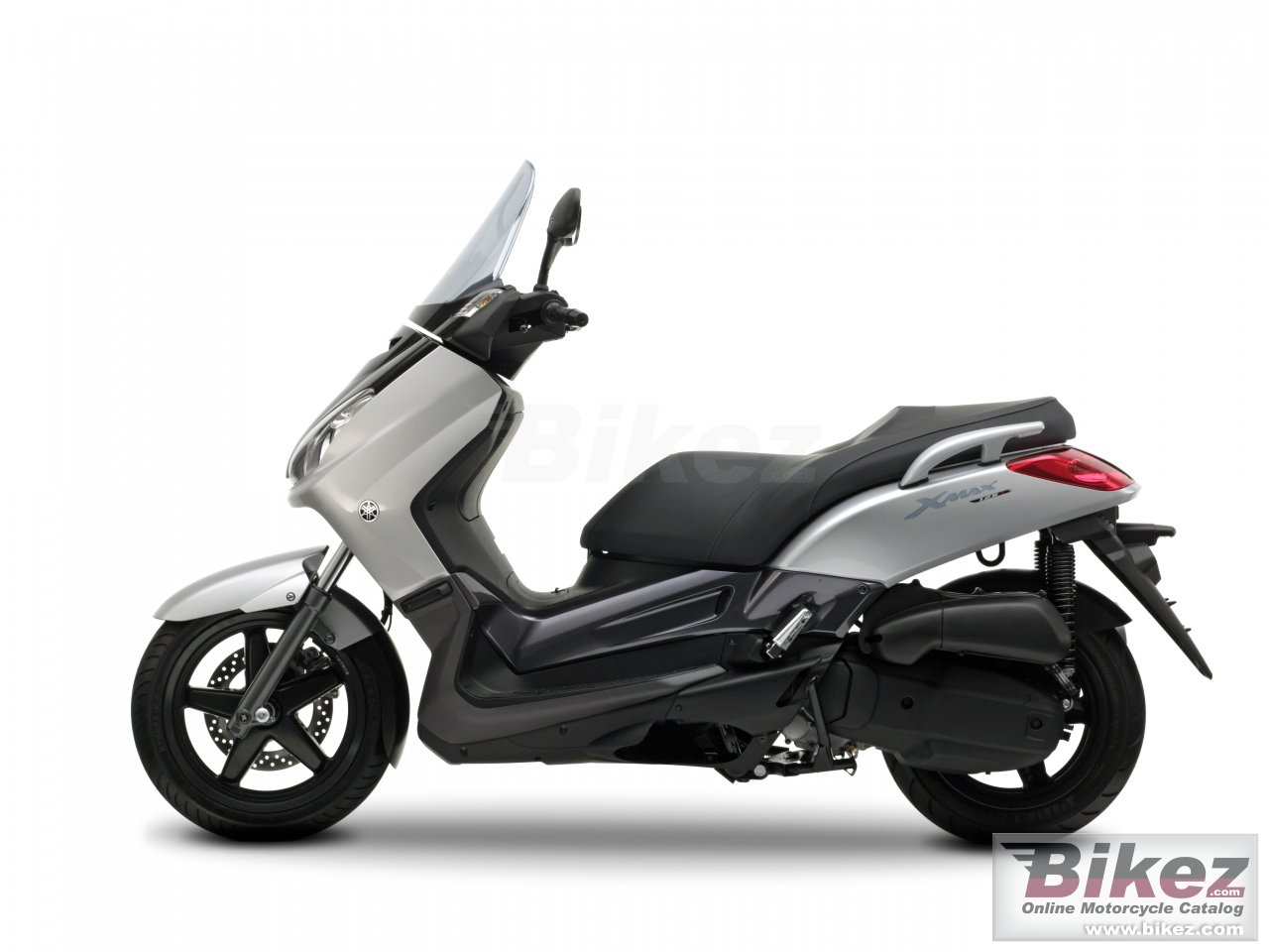 Yamaha X-Max 125