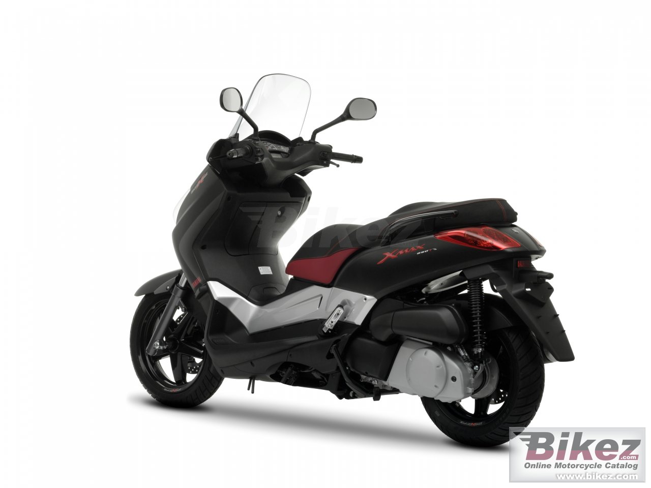 Yamaha Black X-Max 250