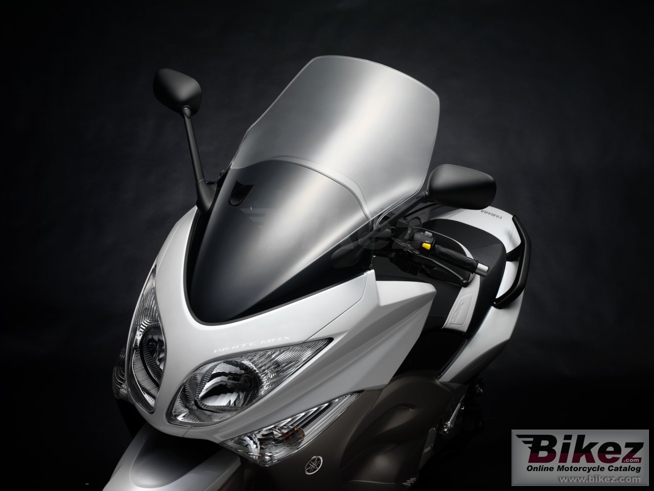 Yamaha TMAX White Max