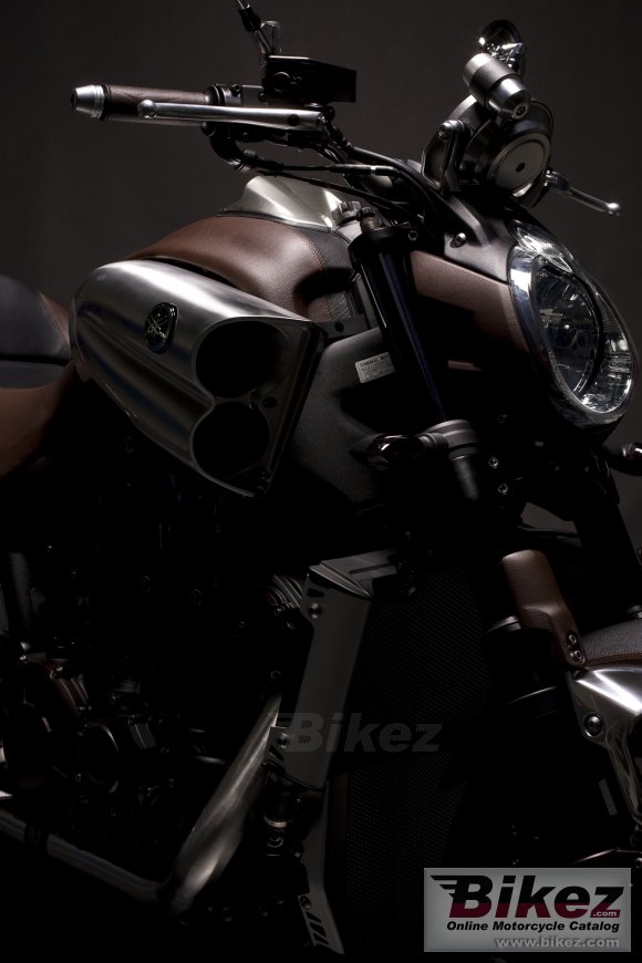 2011 Yamaha V-Max Hermes