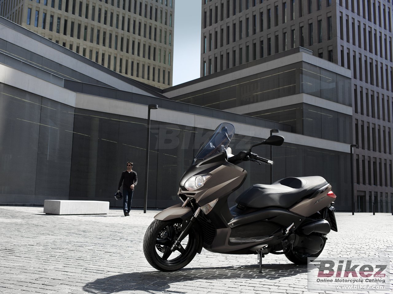 Yamaha X-Max 125