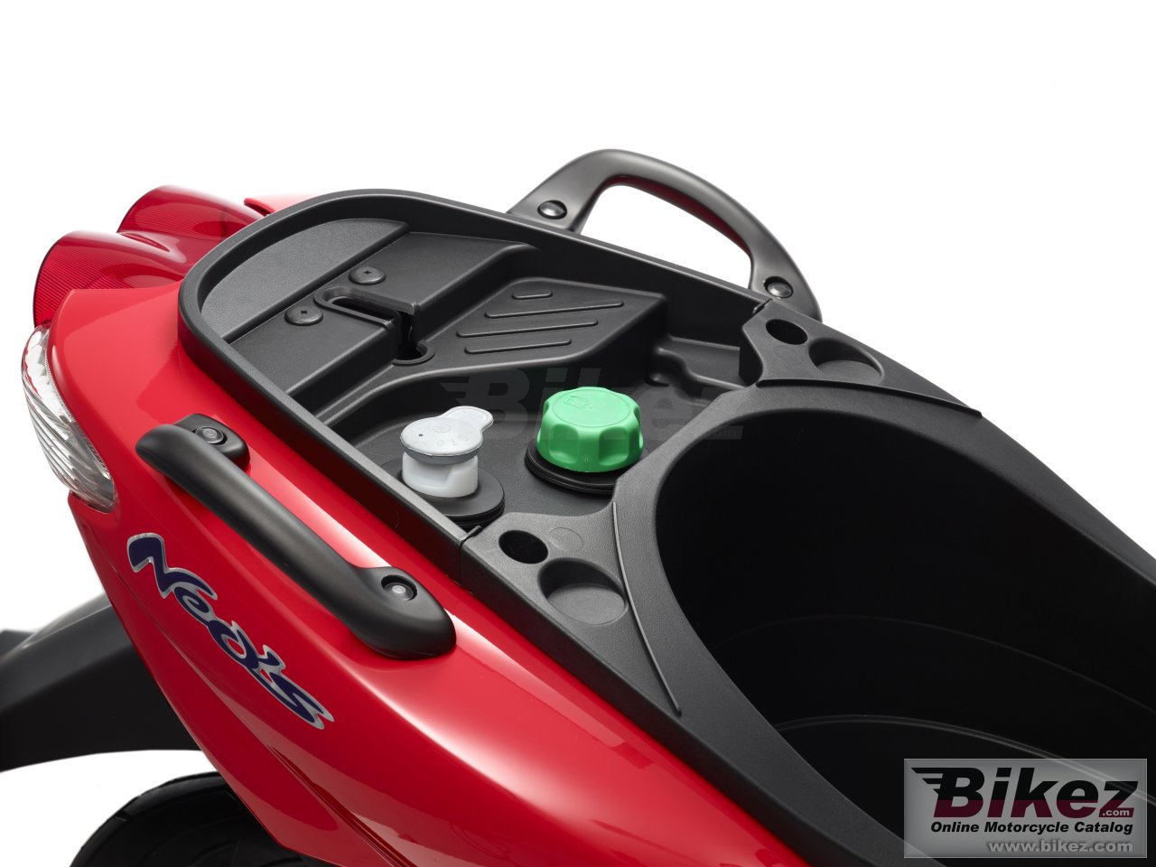 Yamaha Neos