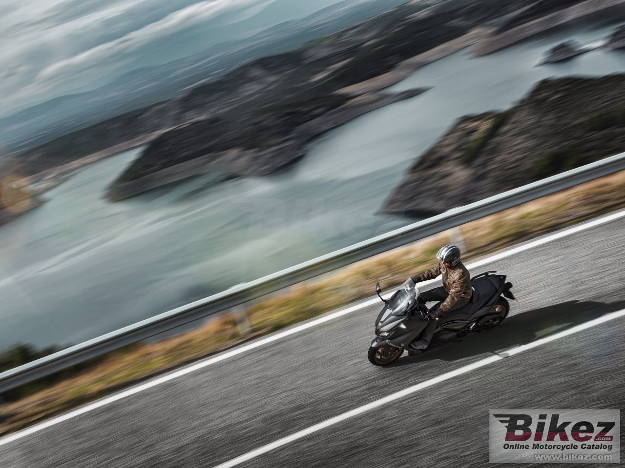 Yamaha TMAX Black Max