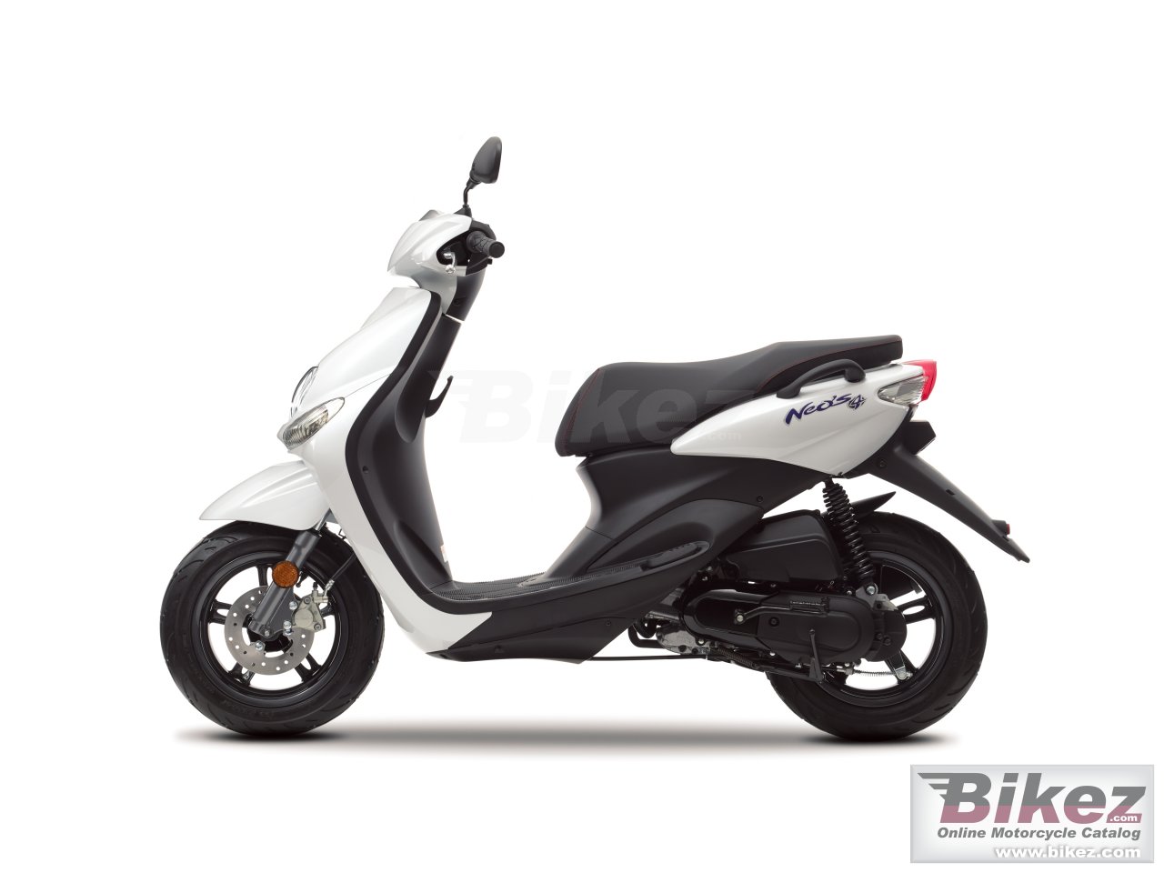 Yamaha Neos 4