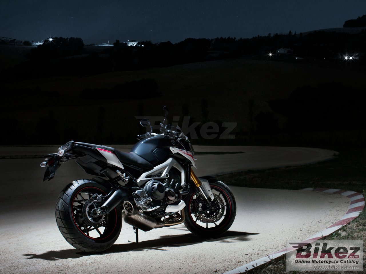 Yamaha MT-09 Street Rally