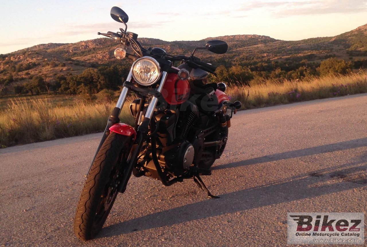 Yamaha XV950R
