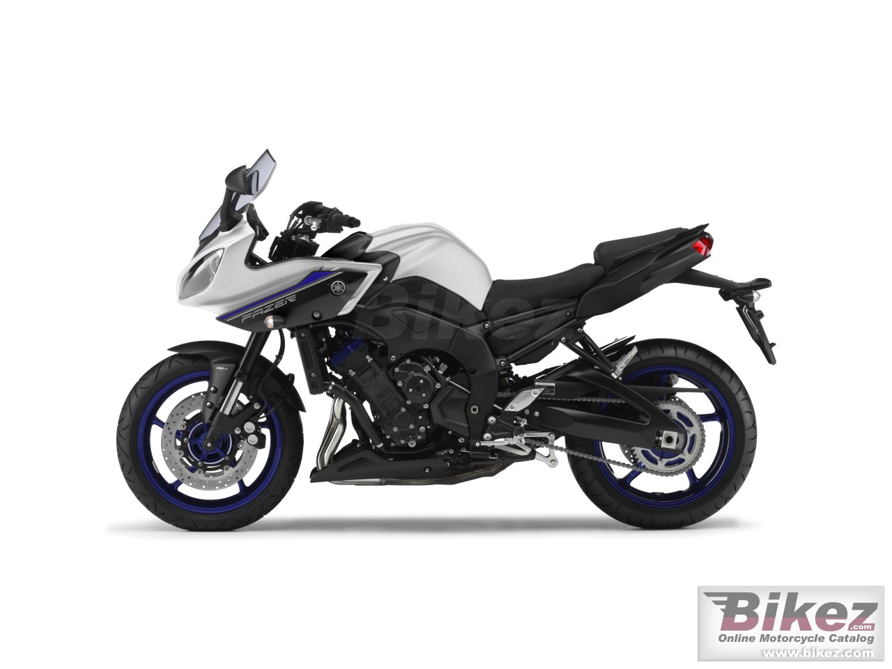 Yamaha Fazer8