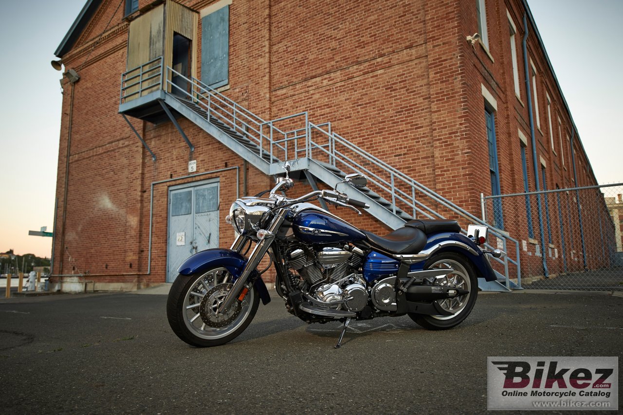 Yamaha Star Roadliner S