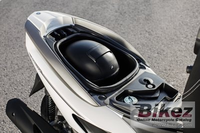 2016 Yamaha Tricity