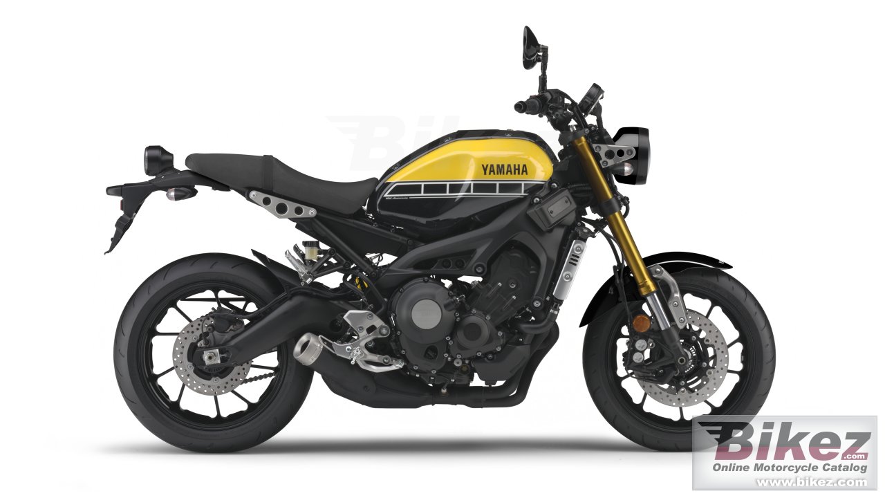 Yamaha XSR900