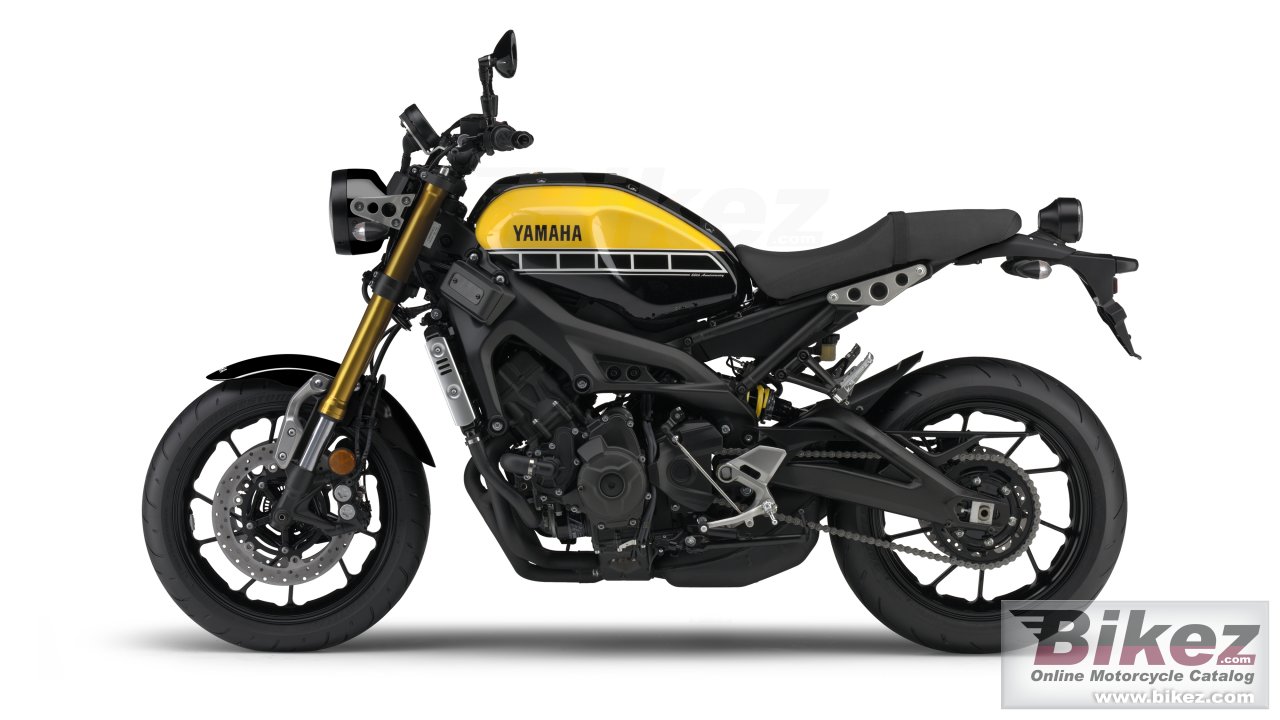 Yamaha XSR900