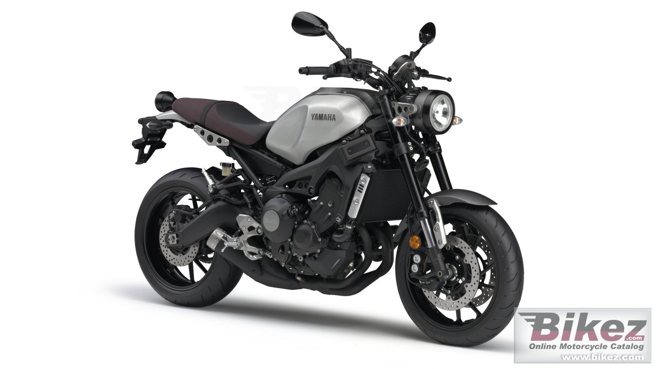 Yamaha XSR900