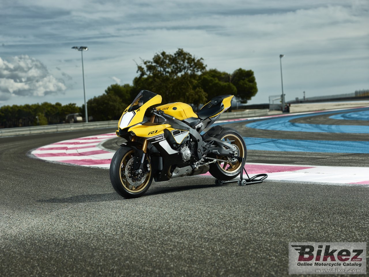 Yamaha YZF-R1 60th Anniversary