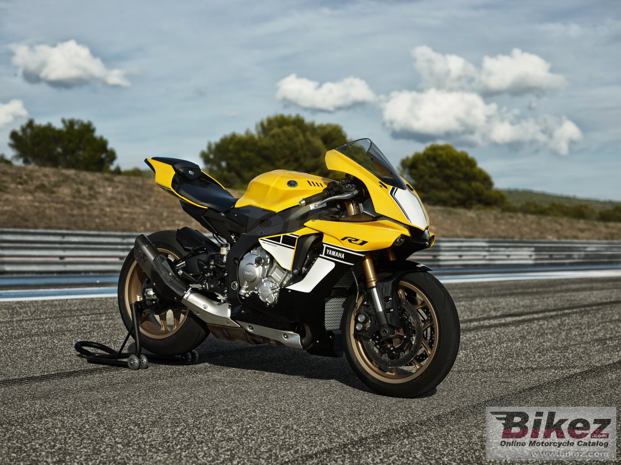 Yamaha YZF-R1 60th Anniversary