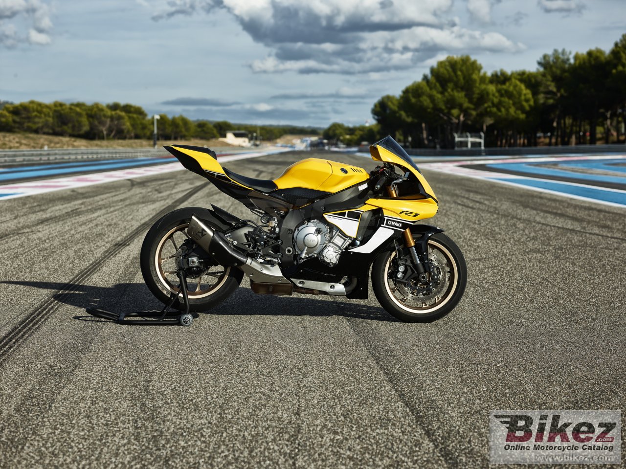 Yamaha YZF-R1 60th Anniversary