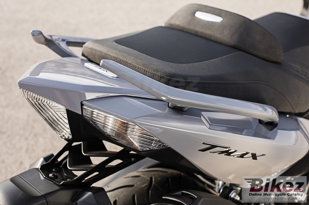 Yamaha TMAX Lux Max