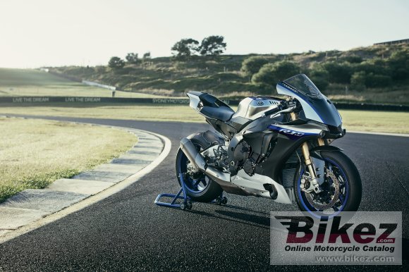 2017 Yamaha YZF-R1M