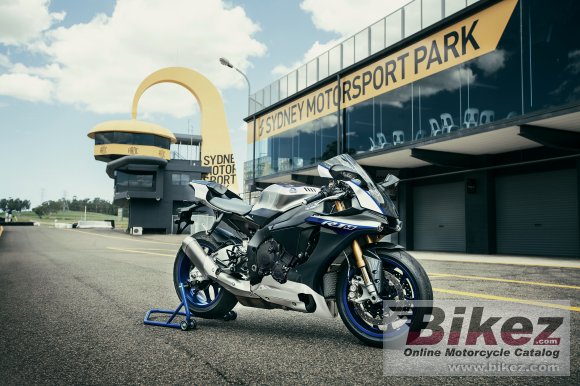 2017 Yamaha YZF-R1M