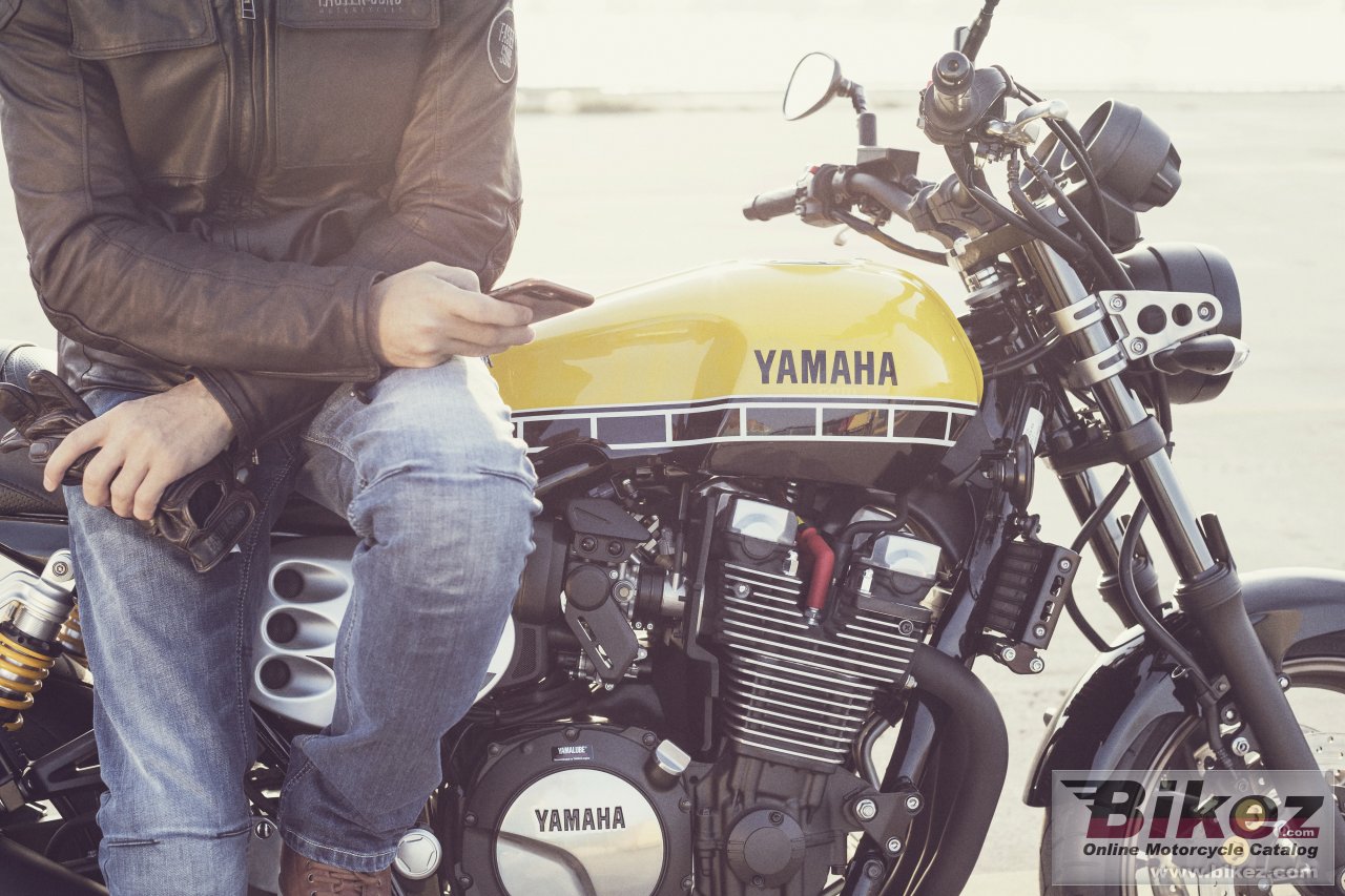 Yamaha XJR1300